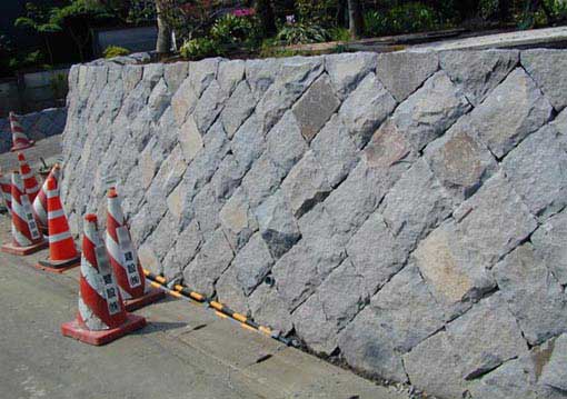 御影石 石垣 橋