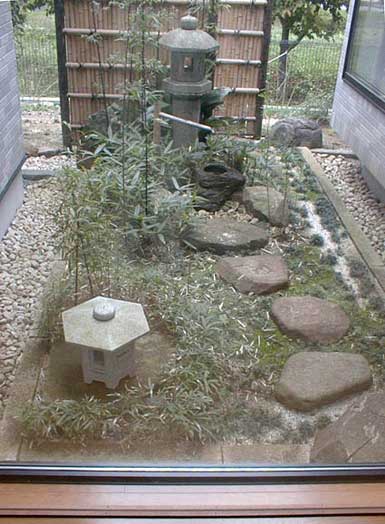 石張り 筑波石野面積み アプローチ 門柱「稲田御影石～採掘加工